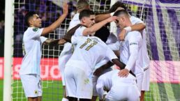 Aek (2) 000353